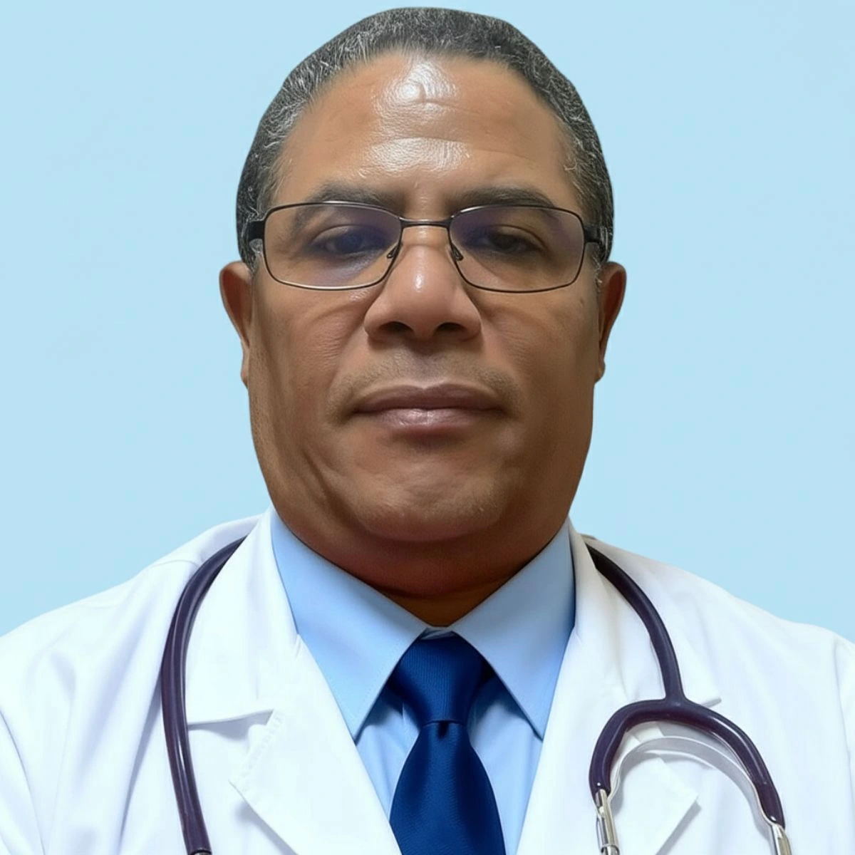 Dr. Antonio Cristóbal Pérez Averhoff, médico internista en San Pedro Sula